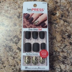 New impress press-on nails